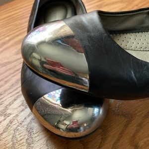 Ballet Flats, Kate Preston leather black .  Flexible with silver round tips